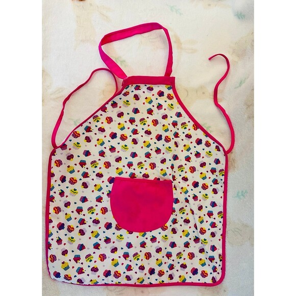 Girl’s Cupcake Apron Set - Picture 5 of 5